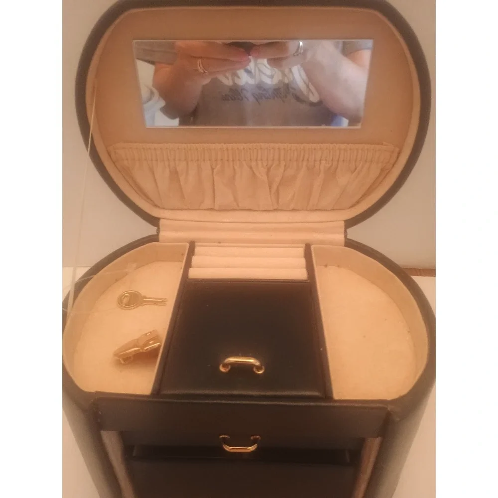 Multi tier leather jewelry box with drawers & mirror